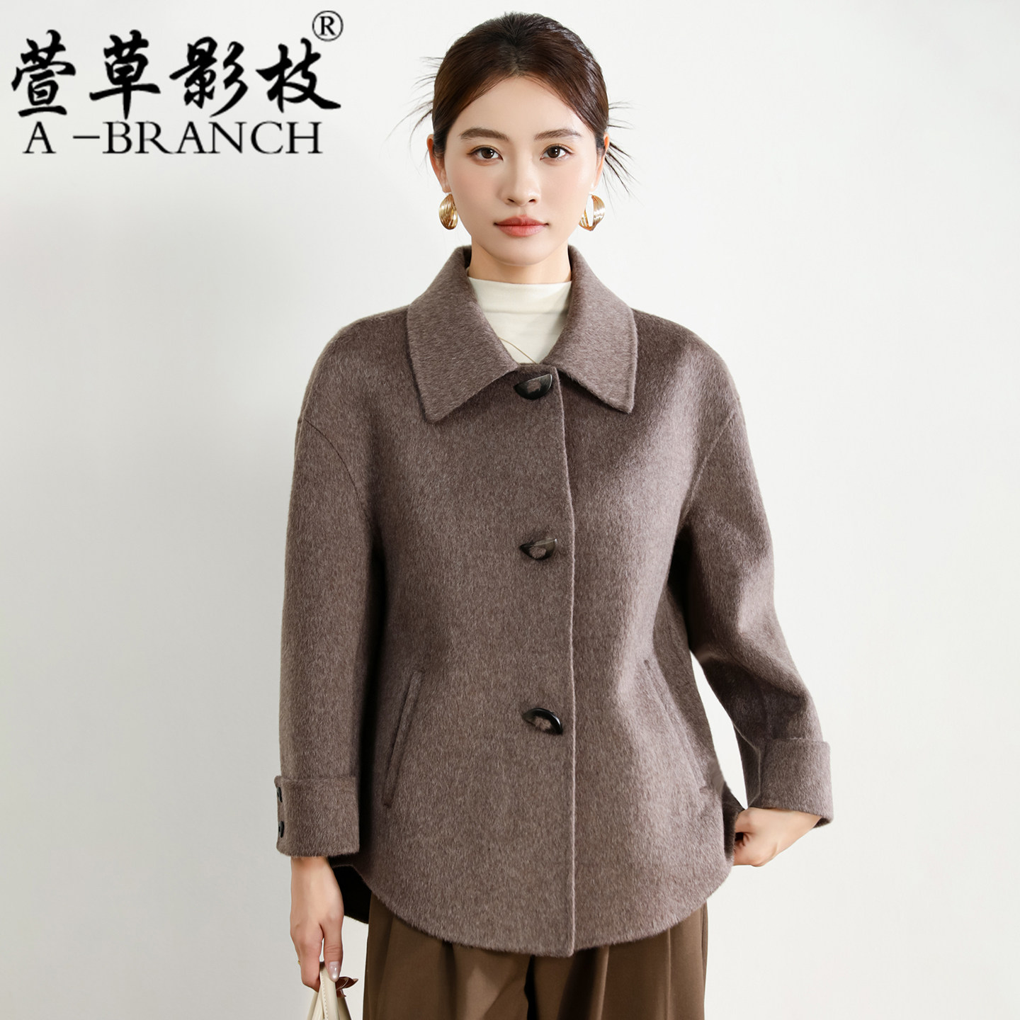 小个子妈妈双面绒羊毛大衣2025秋冬季中老年人高贵毛呢外套女大码