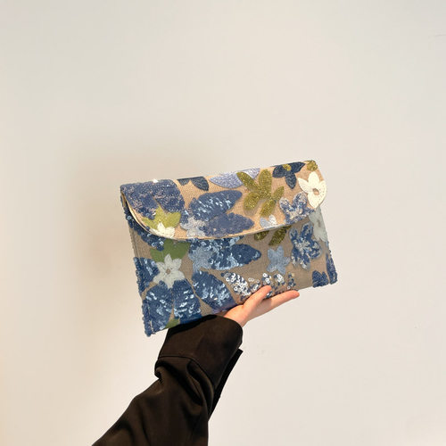 芊舒祺2025新款亮片刺绣花卉手拿包女小众晚宴包手提包文艺手腕包