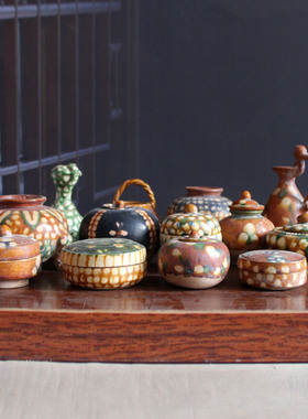 唐三彩仿古陶瓷粉盒酒具摆件