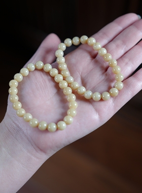 秋天的第一杯奶茶。野牛沟和田玉蜂蜜水微猫眼糖玉8毫米手链串女