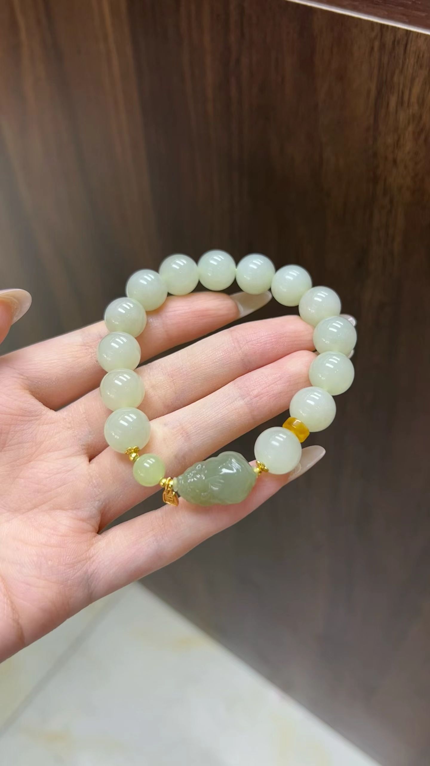 天然新疆和田玉手链男女款貔貅玉手串