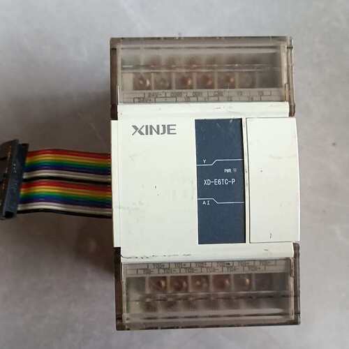 议价xinje模块，xd–e6tc–p，成色还不错，螺丝有锈迹，