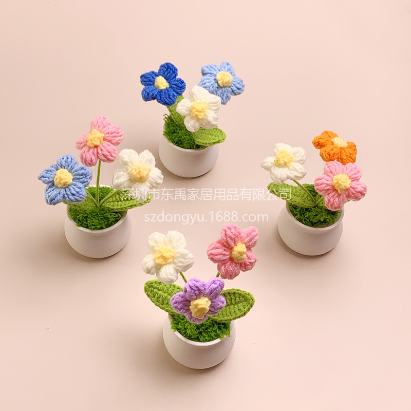 Hand woven small flower potted products, hand woven simulat