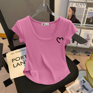 短袖T恤女2026年夏季新款穿搭U领修身显瘦爱心图案短款小众上衣潮