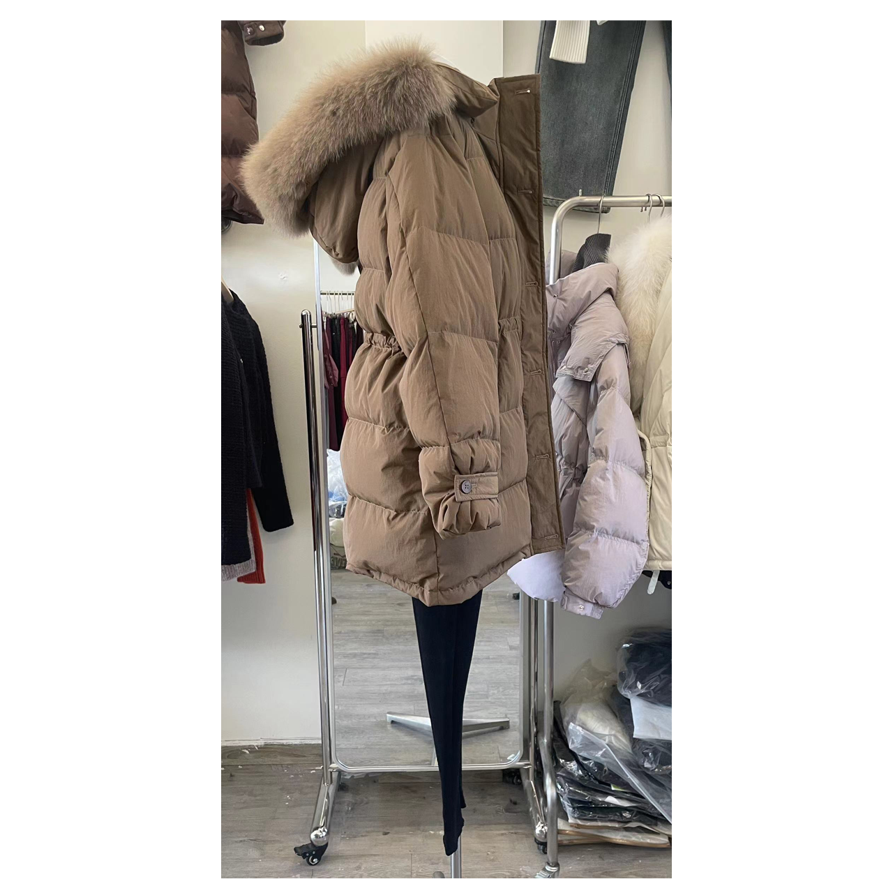 韩版加厚90白鸭绒收腰抽绳狐狸毛羽绒服2024冬