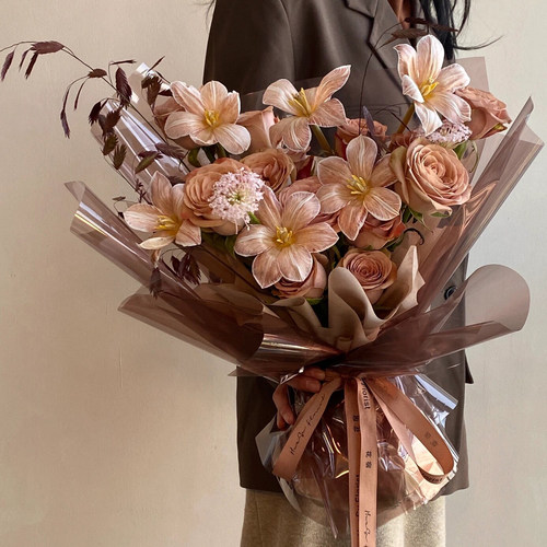 小众高级花束深圳同城复古风花束