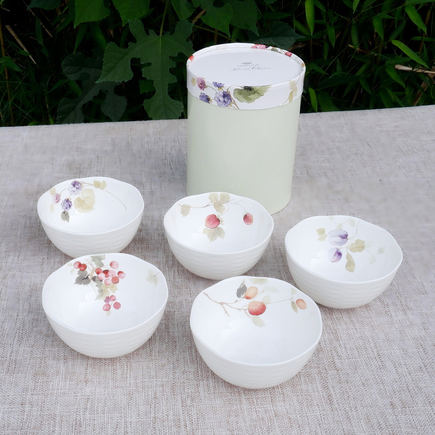 日本进口Narumi鸣海Lucy' Garden露西花园11cm骨瓷米饭碗餐碗礼盒,餐饮具,碗,淘宝优惠券,粉丝福利购,淘宝优惠卷