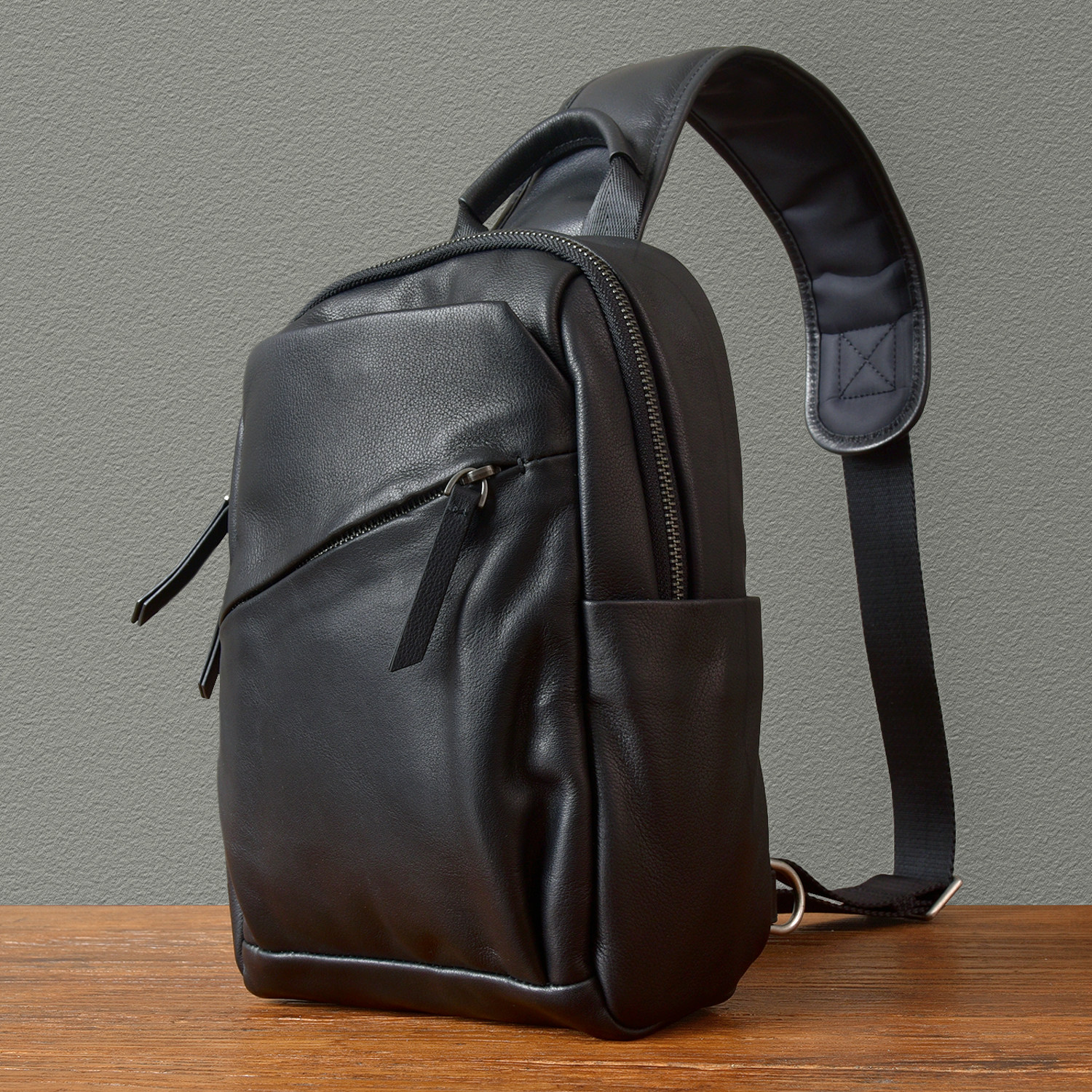 二十四街 真皮潮流百搭小胸包真皮通用软牛皮通勤休闲斜挎后背包,箱包皮具/热销女包/男包,男士包袋,淘宝优惠券,粉丝福利购,淘宝优惠卷