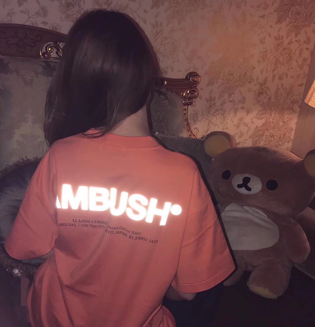 Ambush 19SS XL T-SHIRT ·´¹â×Öĸ´óLOGO¶ÌÐäÄÐÅ® »ù´¡¿î²ÊÉ«TÐô