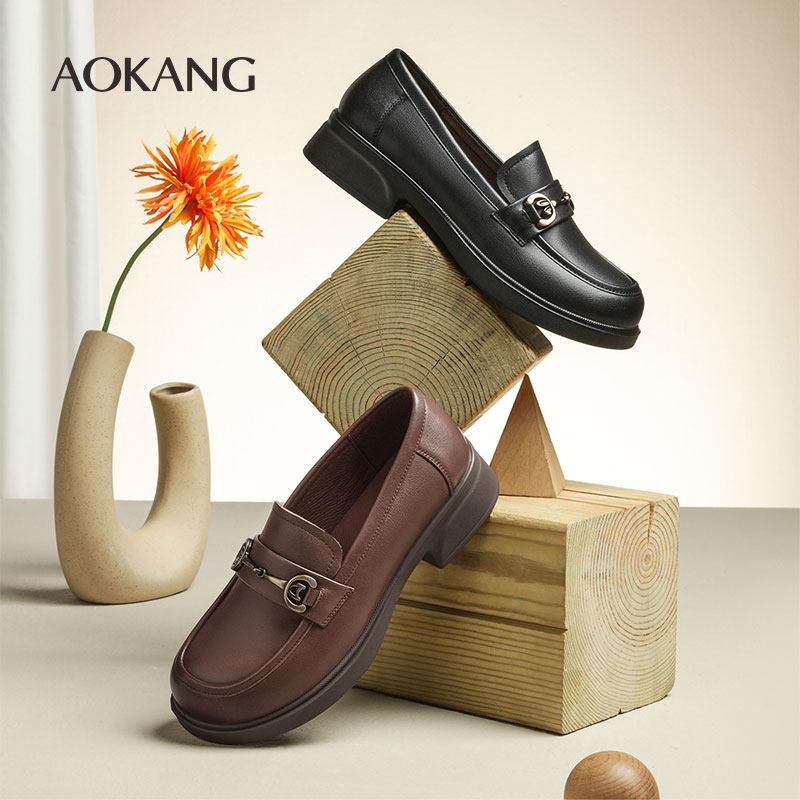 奥康乐福鞋女春秋款百搭一脚蹬女鞋软底黑色单鞋英伦风通勤小皮鞋