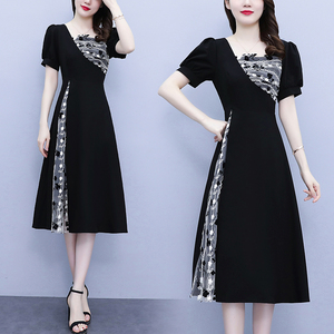 RM8696#设计感赫本风2022夏季新款胖MM遮肉显瘦通勤气质短袖连衣裙女