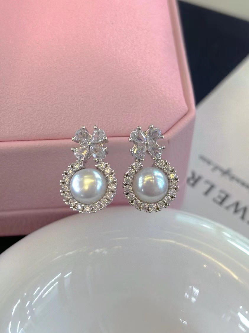 冰雪美人珍珠耳钉简单大方的设计天然淡水珍珠纯银耳针