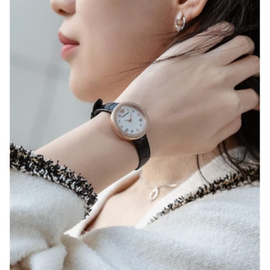EMPORIO ARMANI/阿玛尼女手表腕表石英30米防水圆形防刮矿物水晶