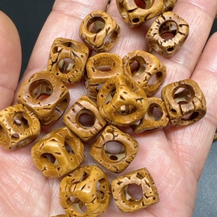 桃核雕刻转运珠方形桶珠四通八达文玩手串手链镂空珠子配件本命年