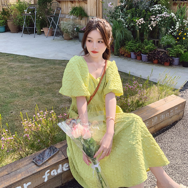 泡泡袖连衣裙收腰小清新显瘦吊带现货P110K168，女装连衣裙，铱本正襟