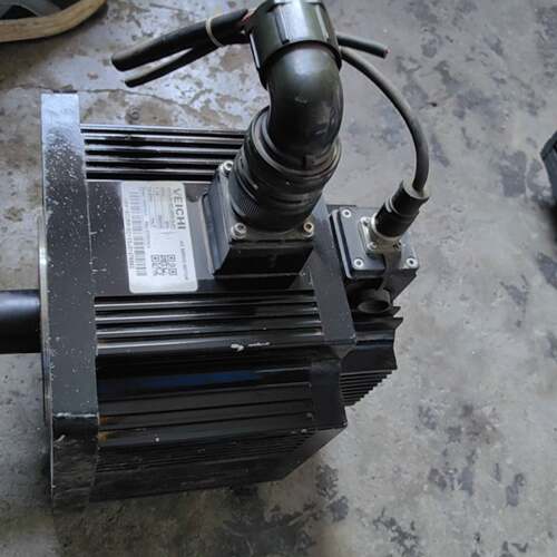 可维修VM5-M18D-2R915-D1，，伟创伺服电机一台实物拍摄