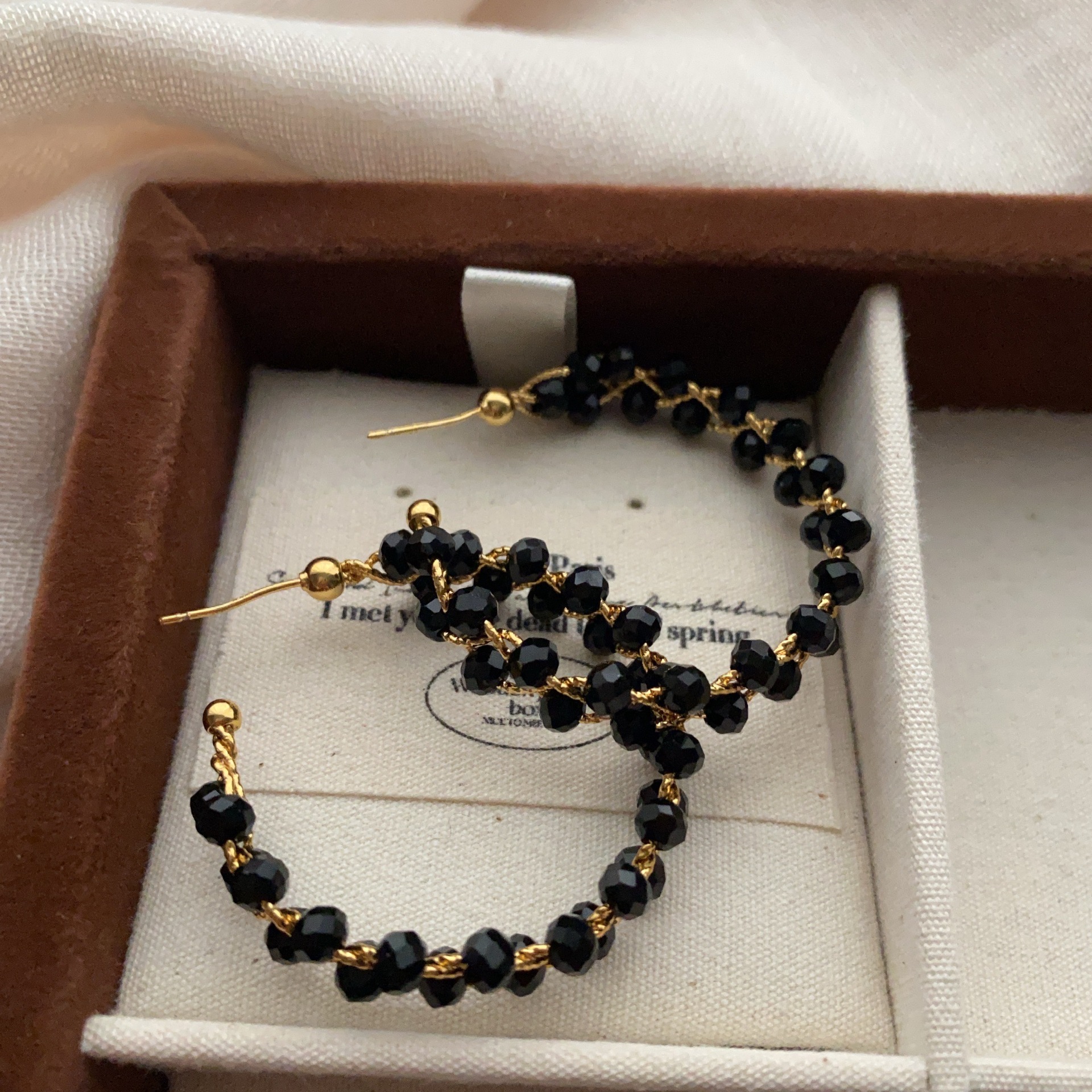 黑色圆珠环形耳环耳圈高级时尚轻奢小众设计精致时尚复古百搭耳饰