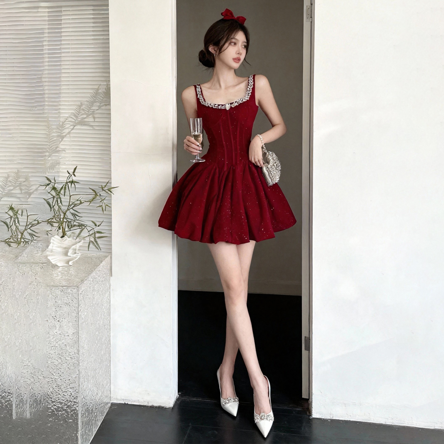 新年战袍宴会红色吊带蓬蓬连衣裙