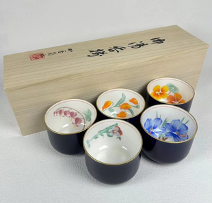 日本香兰社 皇室御用制瓷 茶杯一套5客 帝皇蓝 五色花图 全新