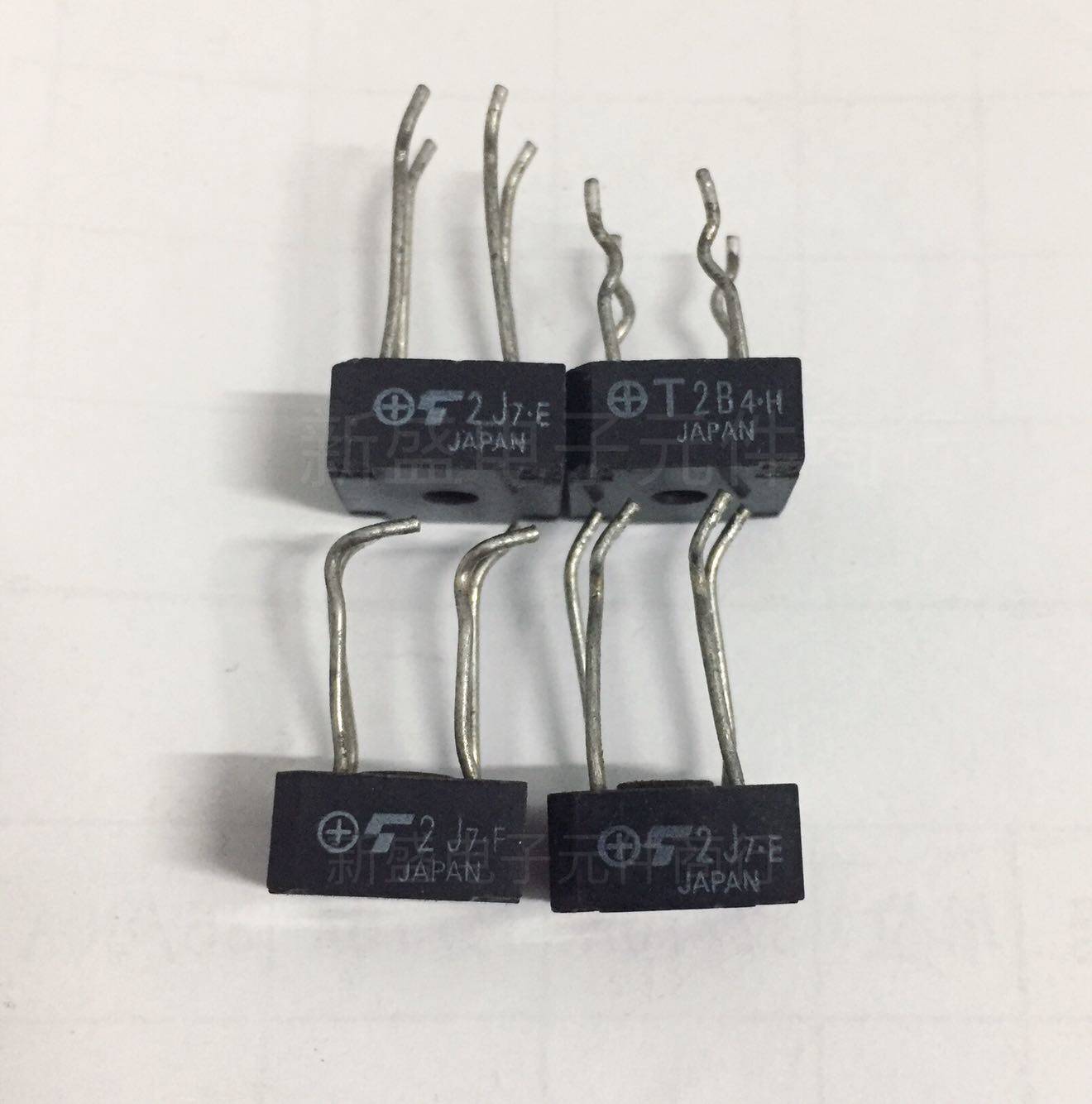 东芝 小型整流器 2j7-e 2b4-h 2j7-f 2b4-y 四脚 进口