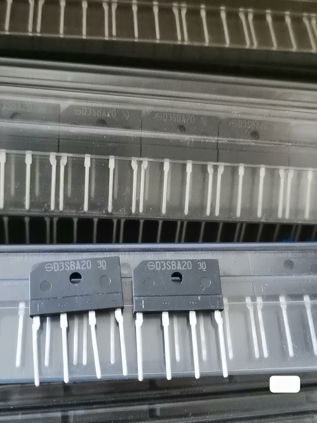 全新 进口 D3SBA20 整流桥堆