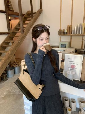 法式高级感灰色针织连衣裙子女秋冬季2025新款小个子气质长裙套装