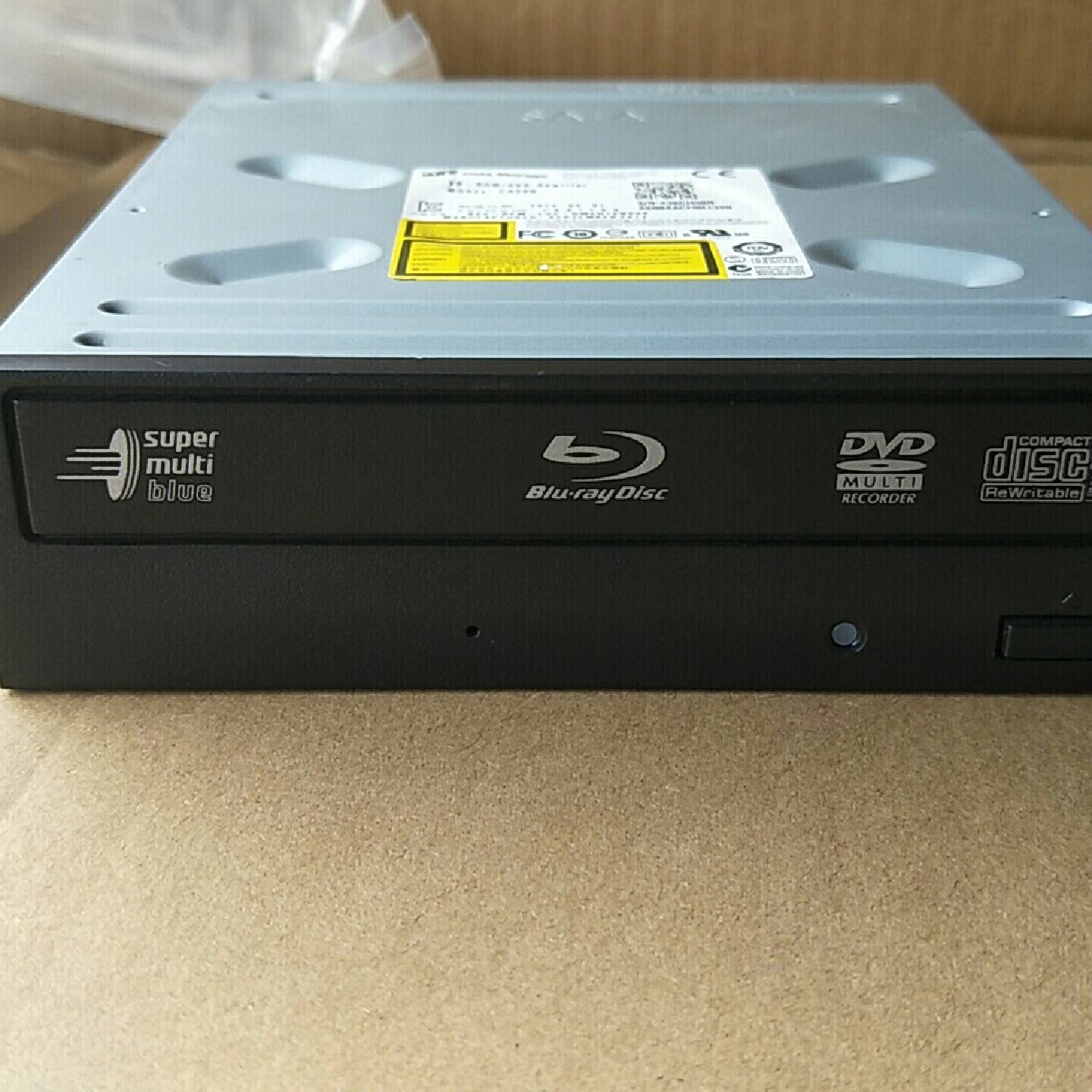 LG蓝光光驱CH30N