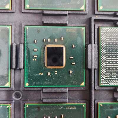 X99芯片SLKM8bga836DH82029未植