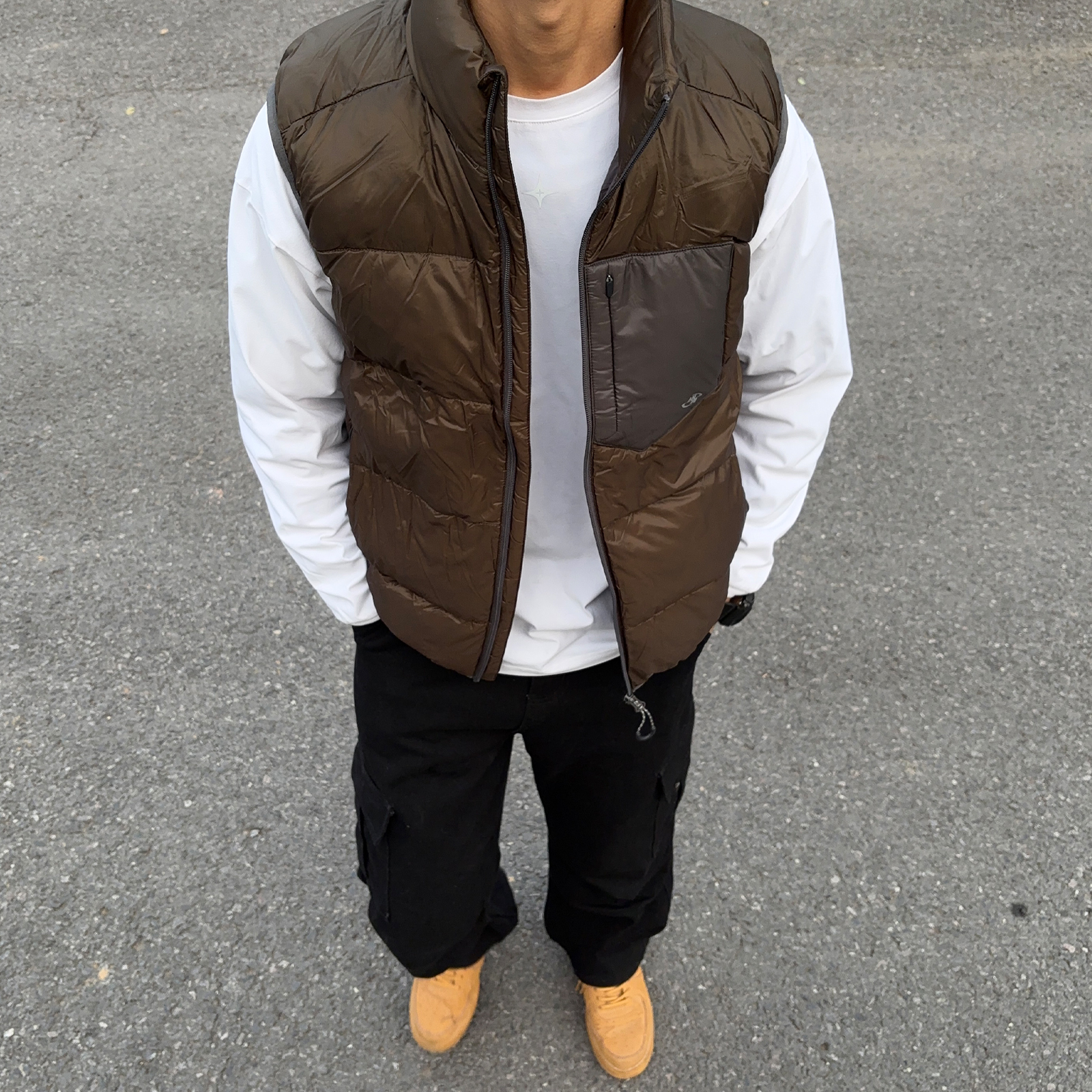 90白鸭绒三防排骨羽绒服