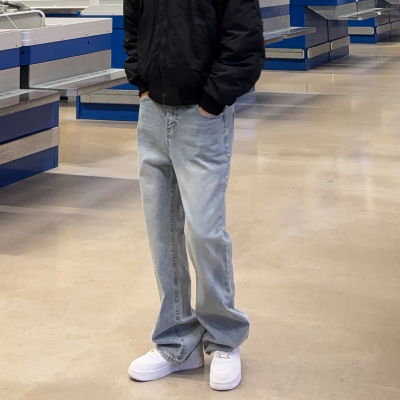 UNCLEBLUE 新款巴黎Bootcut冰蓝黑灰自然水洗落色微喇长裤牛仔裤