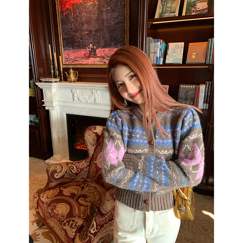 今屿花花菱格针织开衫毛衣女秋冬