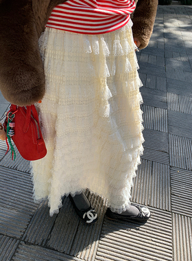 今屿花花 半身裙女2025年新款秋冬款米白色蕾丝蛋糕裙小个子长裙