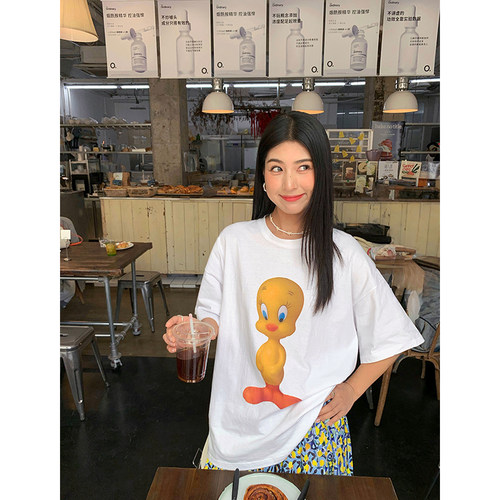 今屿花花白色印花T恤女宽松