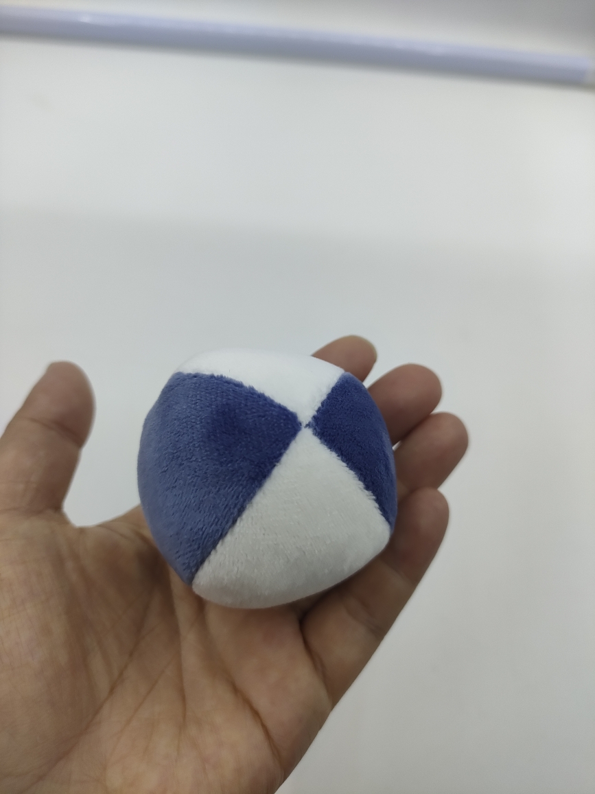 定制5cm彩球棉球婴儿手抓训练球彩色球小球手球0-1岁毛绒小玩具