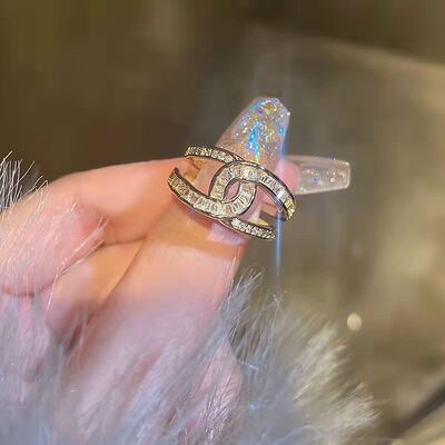 网红奢华2022新款时尚个性戒指女