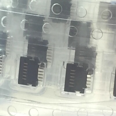 FCI 59453-082110ECHLF FPC/FFC 间距0.5 8P 前接触 后掀盖