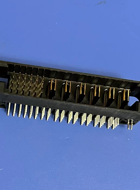 FCI现货51721-10000810AALF 电源连接器 8S信号+10P电源 弯式公座