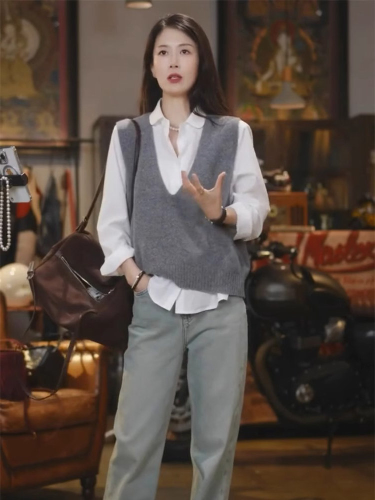 针织衫马甲女外穿春秋季2025新款宽松高级感时尚洋气无袖背心上衣