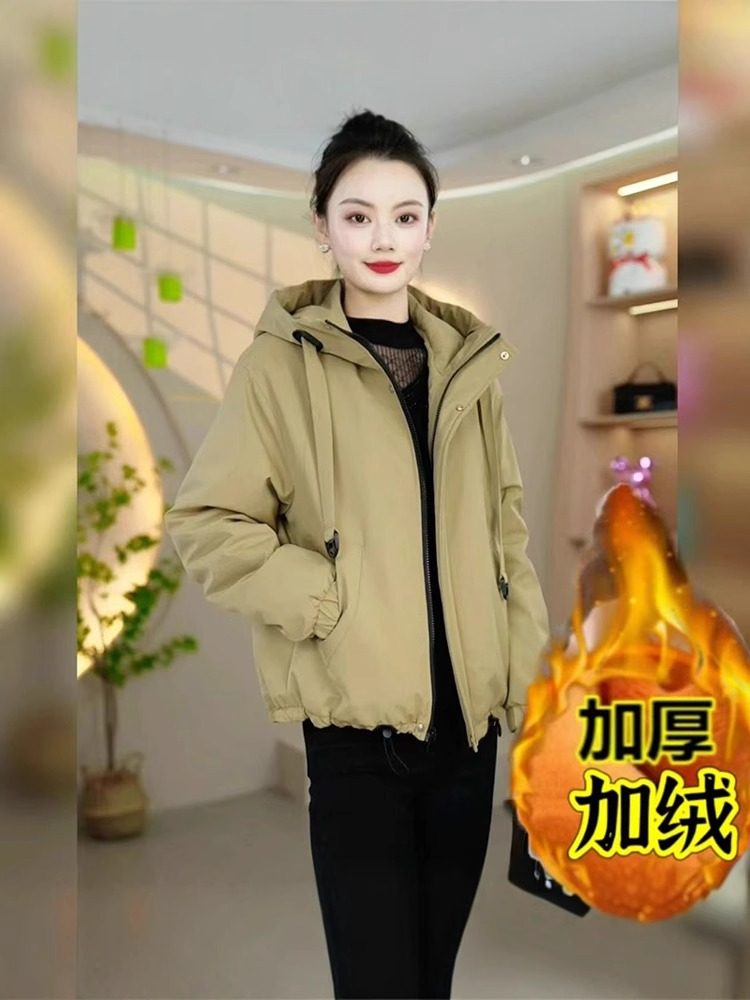 连帽派克服女秋冬季2025新款加绒加厚休闲大码冲锋衣夹克外套上衣
