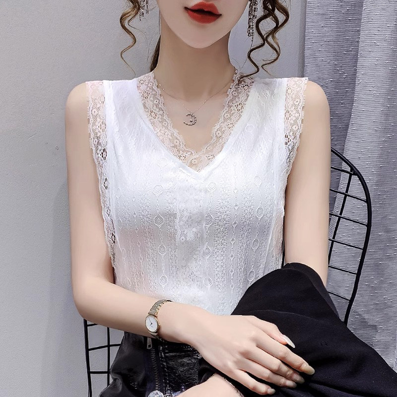白色蕾丝吊带背心女外穿夏季薄款2026新款无袖西装内搭打底衫上衣