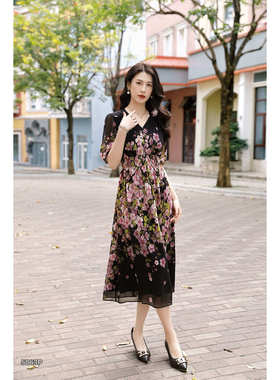 台湾品牌法式复古黑底粉花连衣裙收腰显瘦气质 5063P