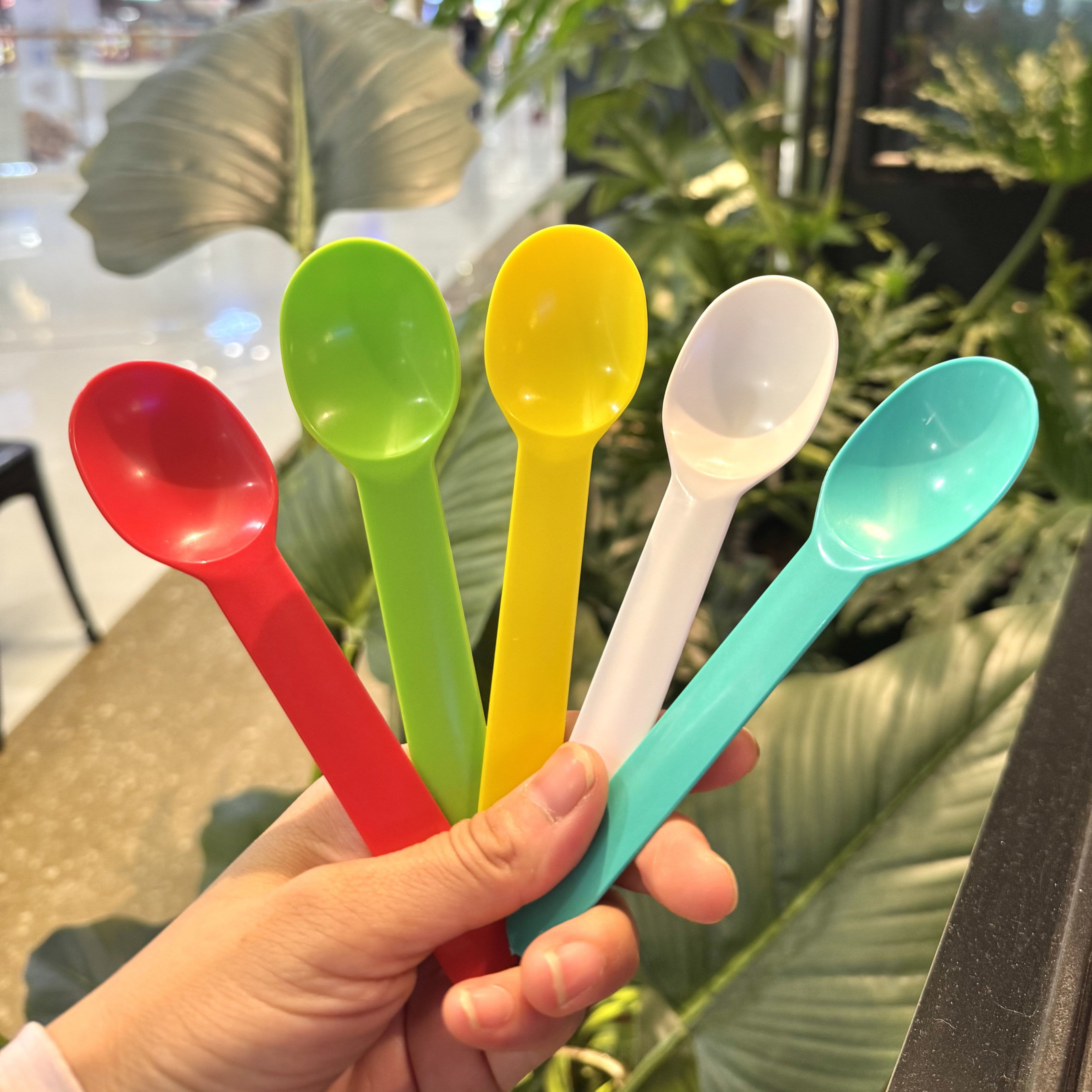 ins马卡龙生日派对独立包装一次性勺子可降解家用商用加厚外卖勺,餐饮具,一次性勺子/叉子,淘宝优惠券,粉丝福利购,淘宝优惠卷