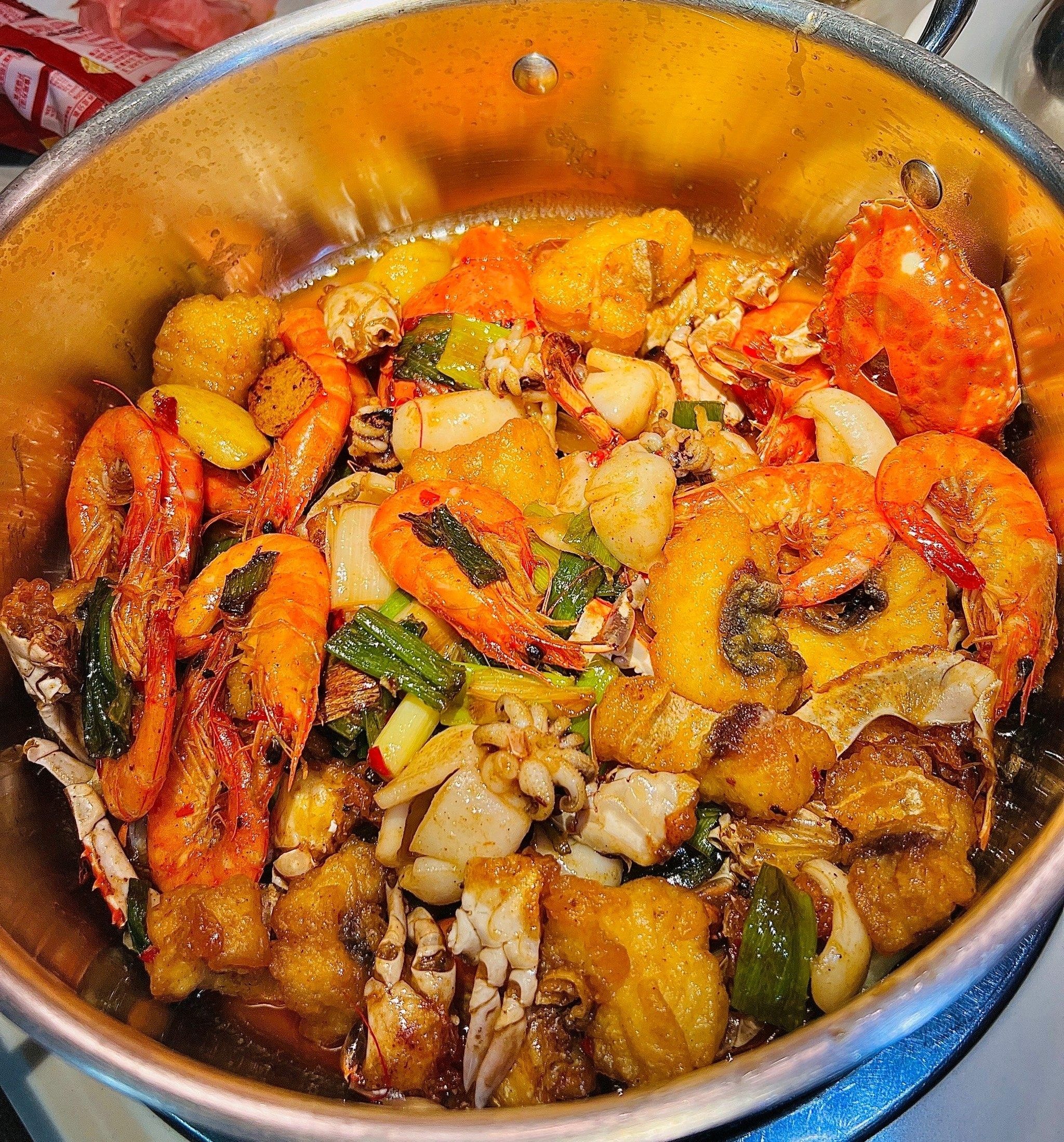 七欣天同款香辣迷踪蟹虾蟹海鲜锅秘制油酱调料夜宵排挡商用开店