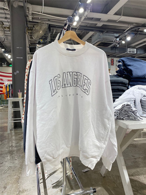 Brandy Girl官网新款 Los Angeles字母印花宽松圆领加绒卫衣女
