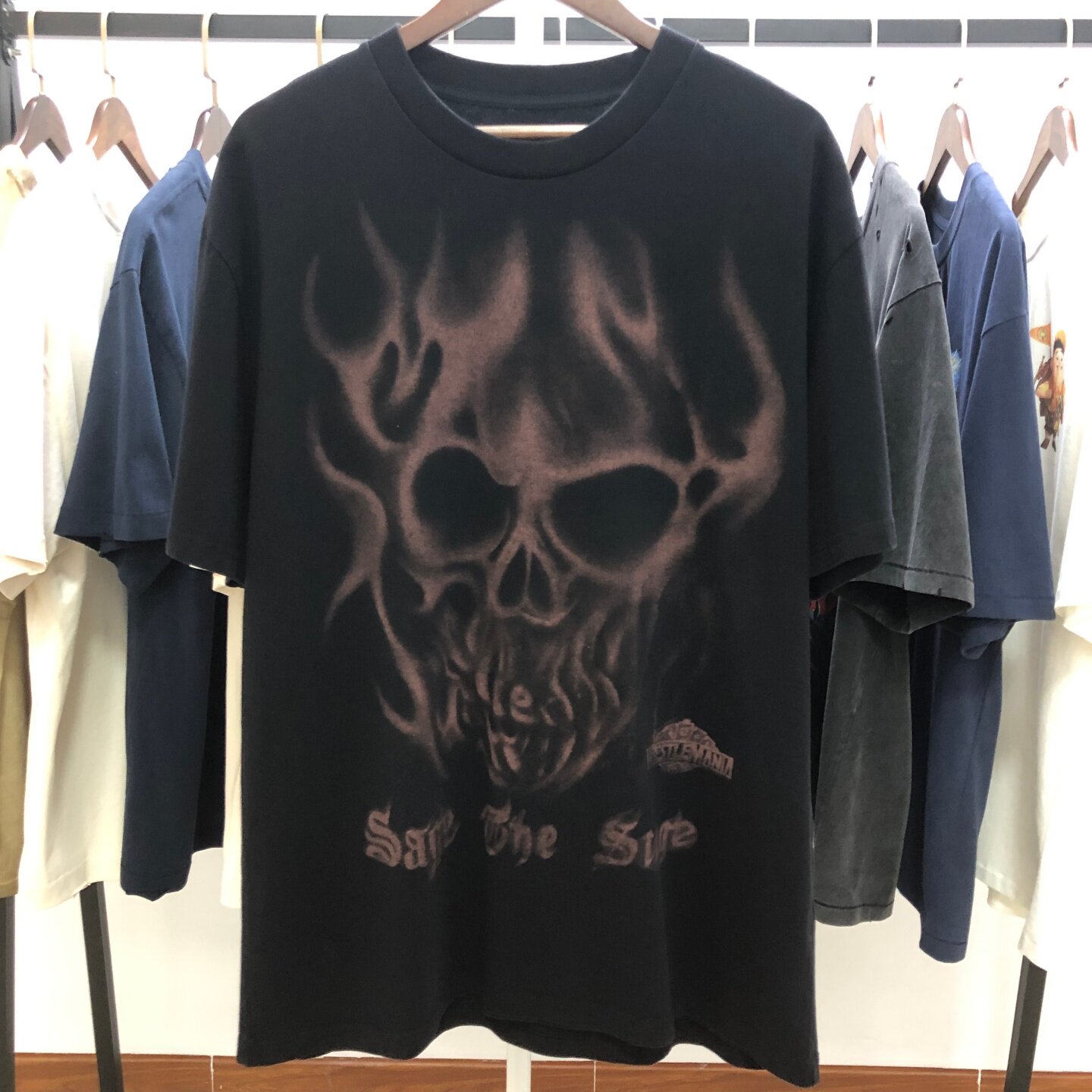 Travis Scott x WWE联名SS25骷髅头logo字母印花短袖T恤男女潮