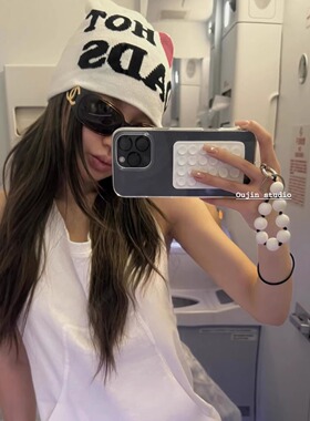 韩系ins风小众设计简约高级感白色吸盘串珠适用手机壳iphone16promax/15pro/14/13亚克力苹果保护套防摔