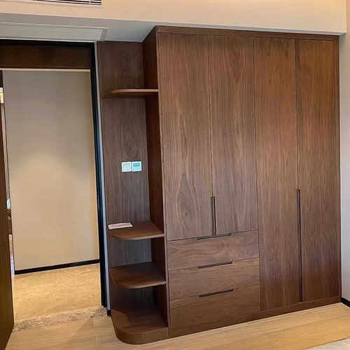 “玉楼春”北美黑桃木全屋定制卧室衣柜客厅餐边柜阳台柜