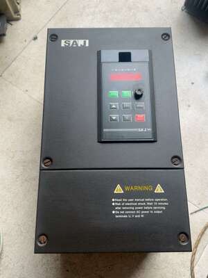 S18R5G3/S022F3三晶变频器18.5-22千瓦 议价