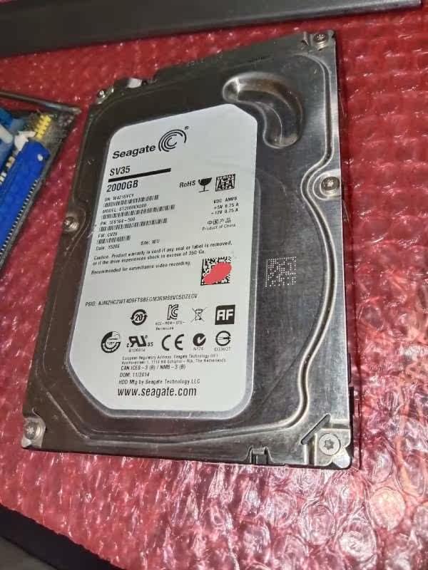希捷2T硬盘ST2000VX0003.5英寸MHDD全