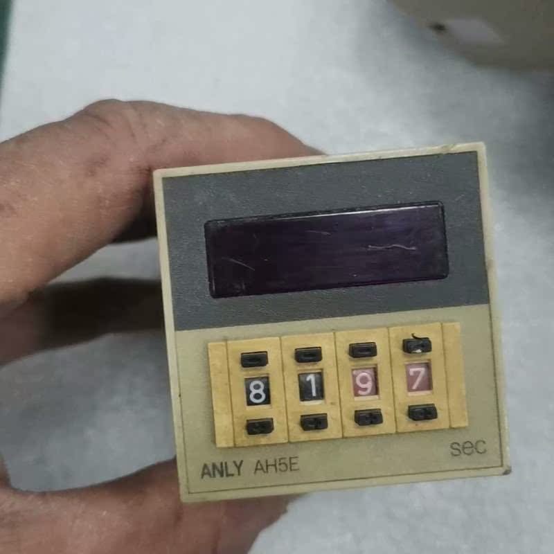 台湾安良限时继电器ANLYAH5E-4DDC24V拆